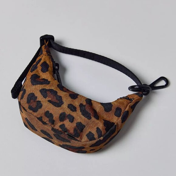 NWT Baggu Crescent Bag Charm - Leopard - Picture 6 of 6